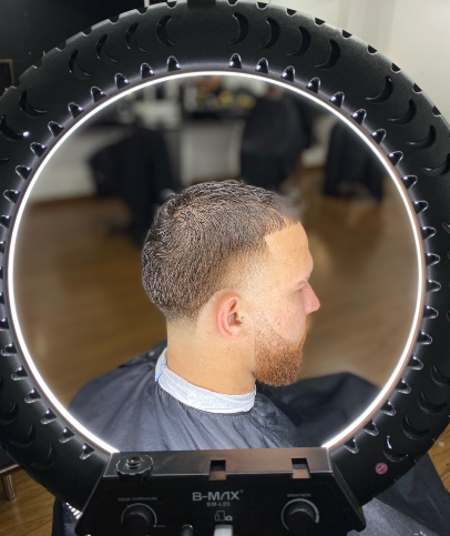Barba desenhada no contorno